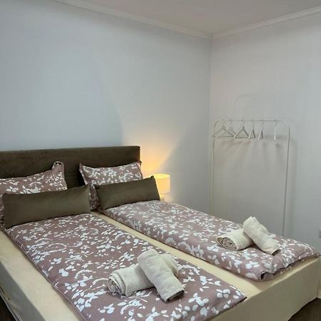 Complex Rezidential Ana Apartamento Caransebeş Exterior foto