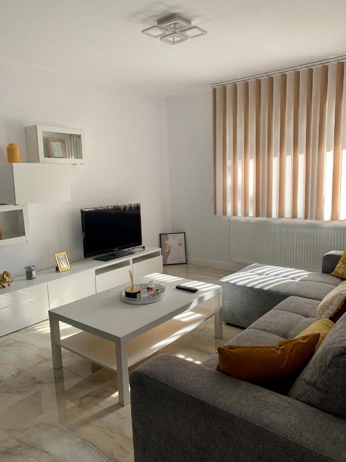 Complex Rezidential Ana Apartamento Caransebeş Exterior foto
